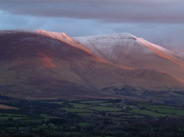 �K���e�B�[�E�}�E���e��