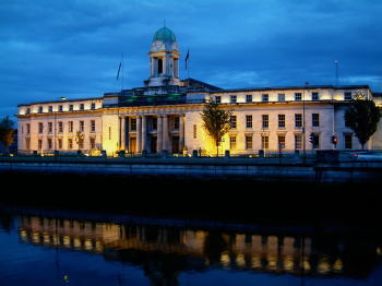 �R�[�N�E�s����